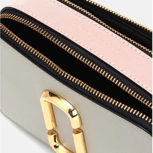 Marc jacobs snapshot bag barley used